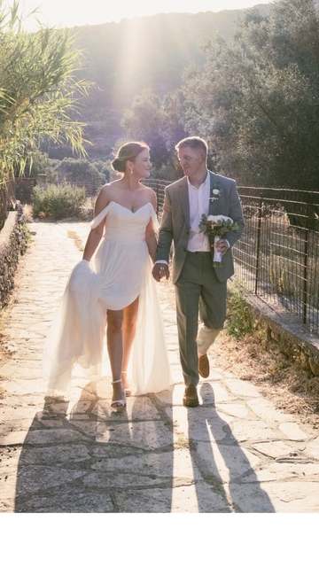 Suzy's elopement day